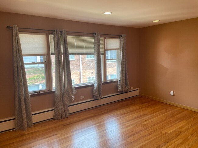 Foto del edificio - 3109 Calwagner St