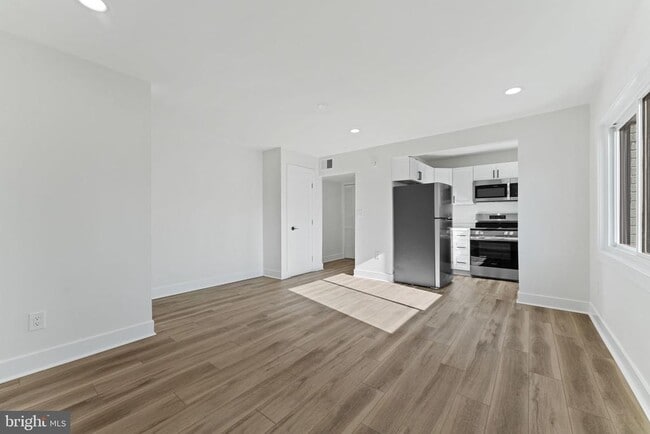 Building Photo - 649 Notabene Dr