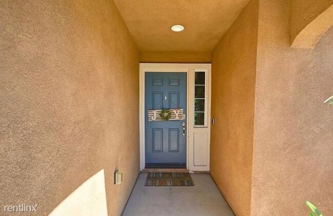 Building Photo - 4 br, 2 bath House - 15785 Horizon Way