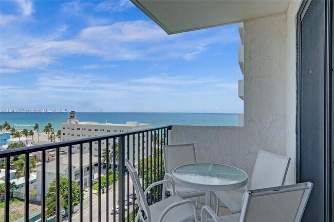 Foto del edificio - 1201 S Ocean Dr