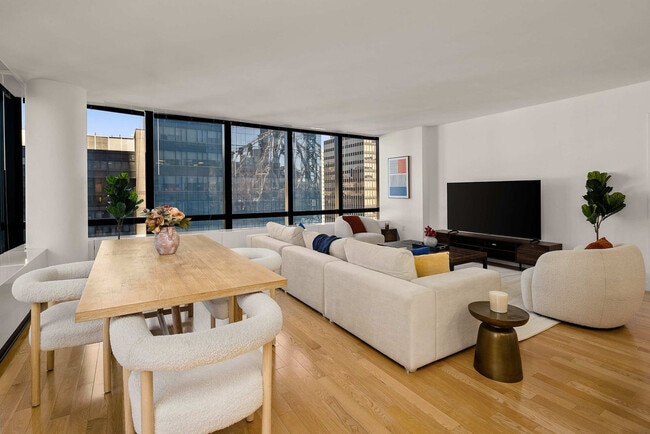 Building Photo - 1113 York Ave