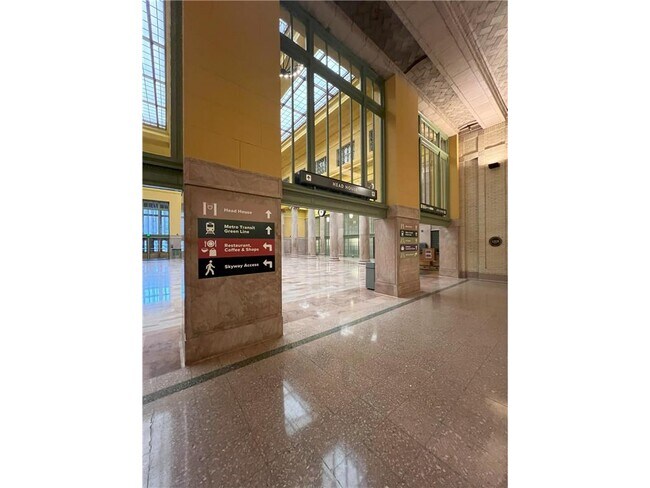 Foto del edificio - 214 4th St E