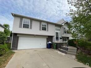 Building Photo - 2704 Mesa St