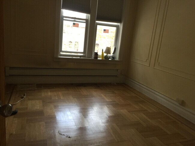 Building Photo - 2118 Bay Ridge Pky