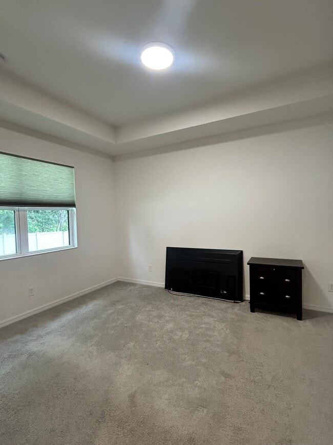 Building Photo - 4124 Solamor St