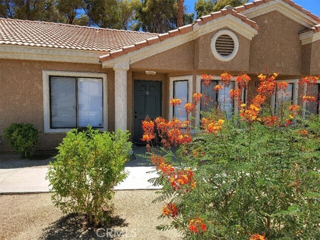 Foto principal - 40800 Breezy Pass Rd