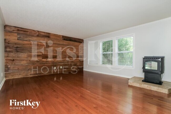 Foto del edificio - 20 Shady Creek Ln