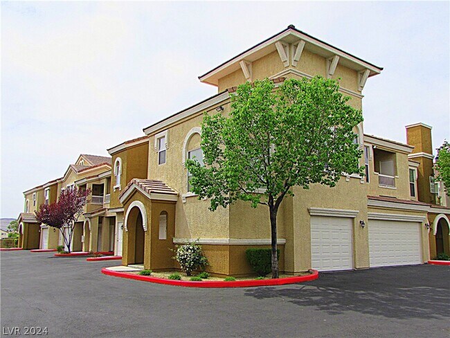 Foto del edificio - 10001 Peace Way