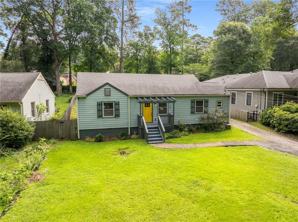 Foto principal - 1398 Deerwood Dr