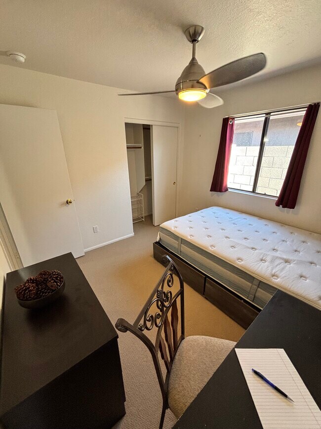 Foto del edificio - 20250 N 32nd Pl