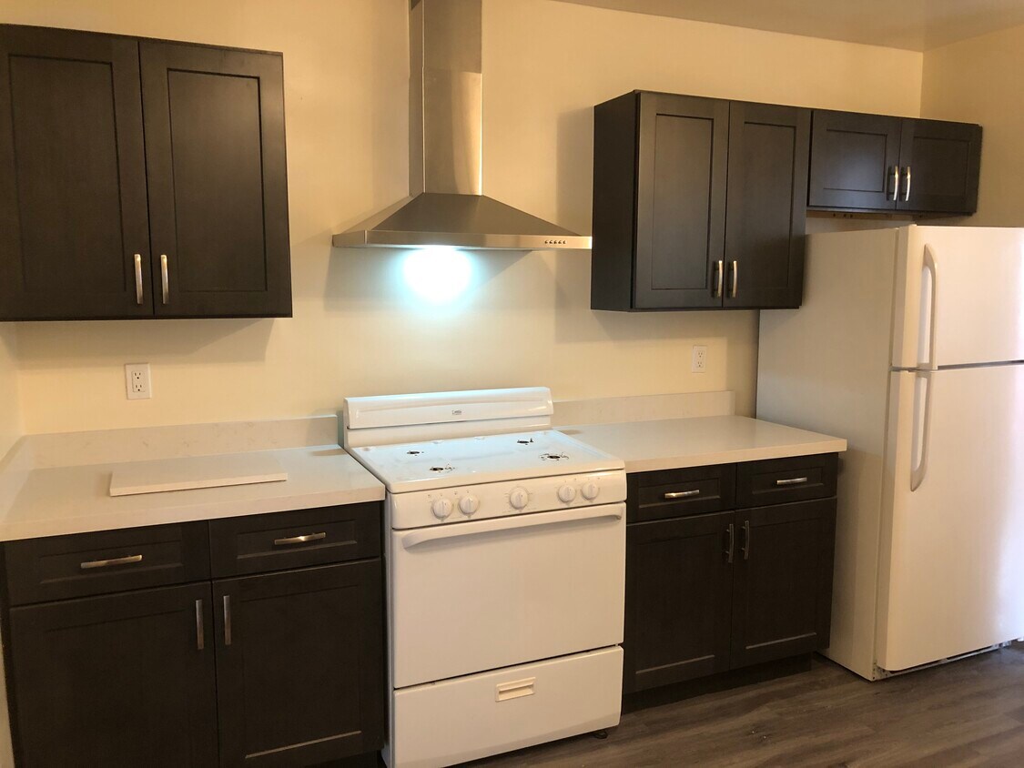 New Kitchen - 1010 E Imperial Ave