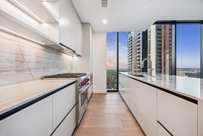 Foto del edificio - 610 Davis St
