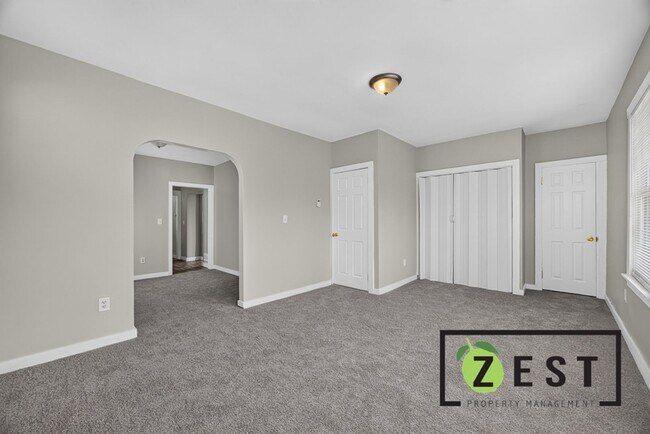 Foto del edificio - 3329 Waverly St