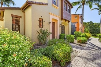 Building Photo - 9118 Chula Vista St