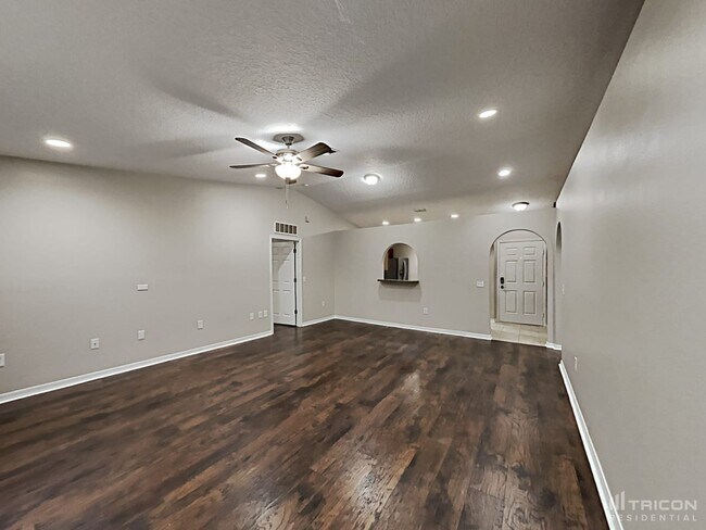 Foto del edificio - 531 Brown Bear Way