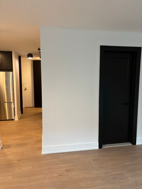 Foto del edificio - 1 E Scott St