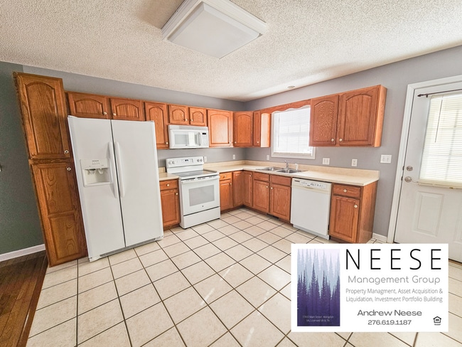 Building Photo - 629 Wyndale Rd