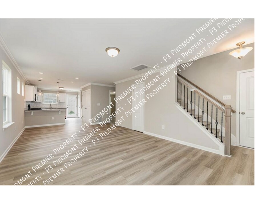 Foto del edificio - 4020 WInding Vine Ln