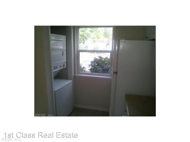 Foto del edificio - 824 12th St