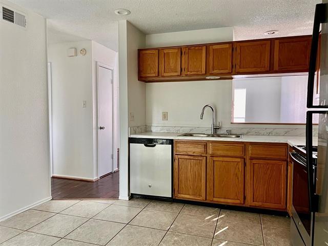 Foto del edificio - 501 Parkway Blvd