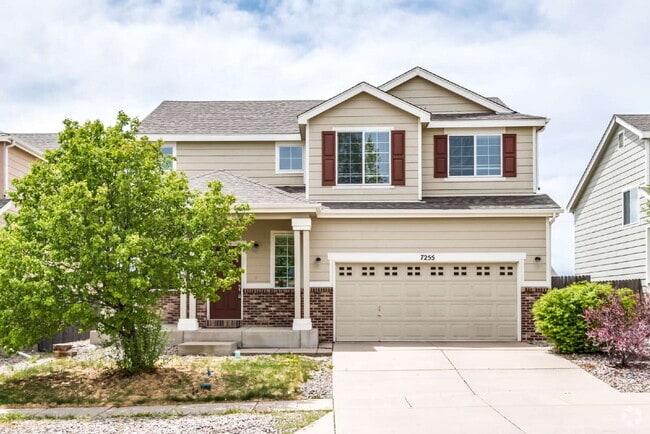 Building Photo - Spacious 3BR Home with Loft & Deck – 15 Mi...