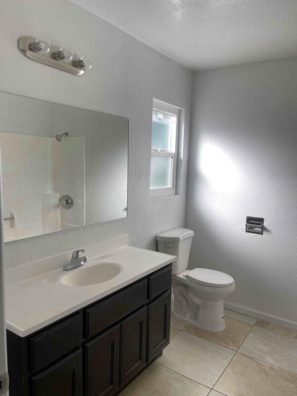 Foto del edificio - 9545 Olive St