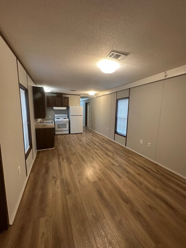 Photo - 7775 Florida Blvd (Denham Springs, LA) House