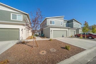 Building Photo - 5667 E Bollo St