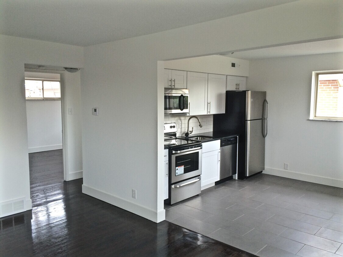 2703 Limit Ave, Maplewood, MO 63143 Apartments in Maplewood, MO