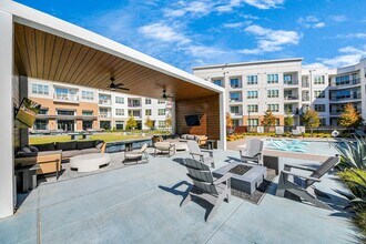 Building Photo - 15635 Memorial Dr