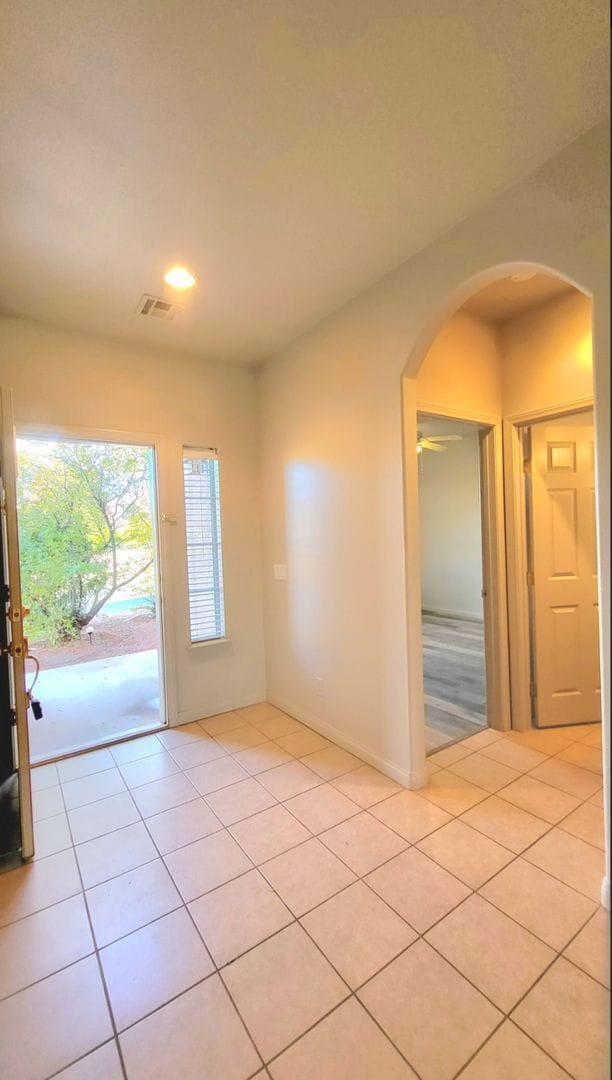 Building Photo - 1101 Bourbon St