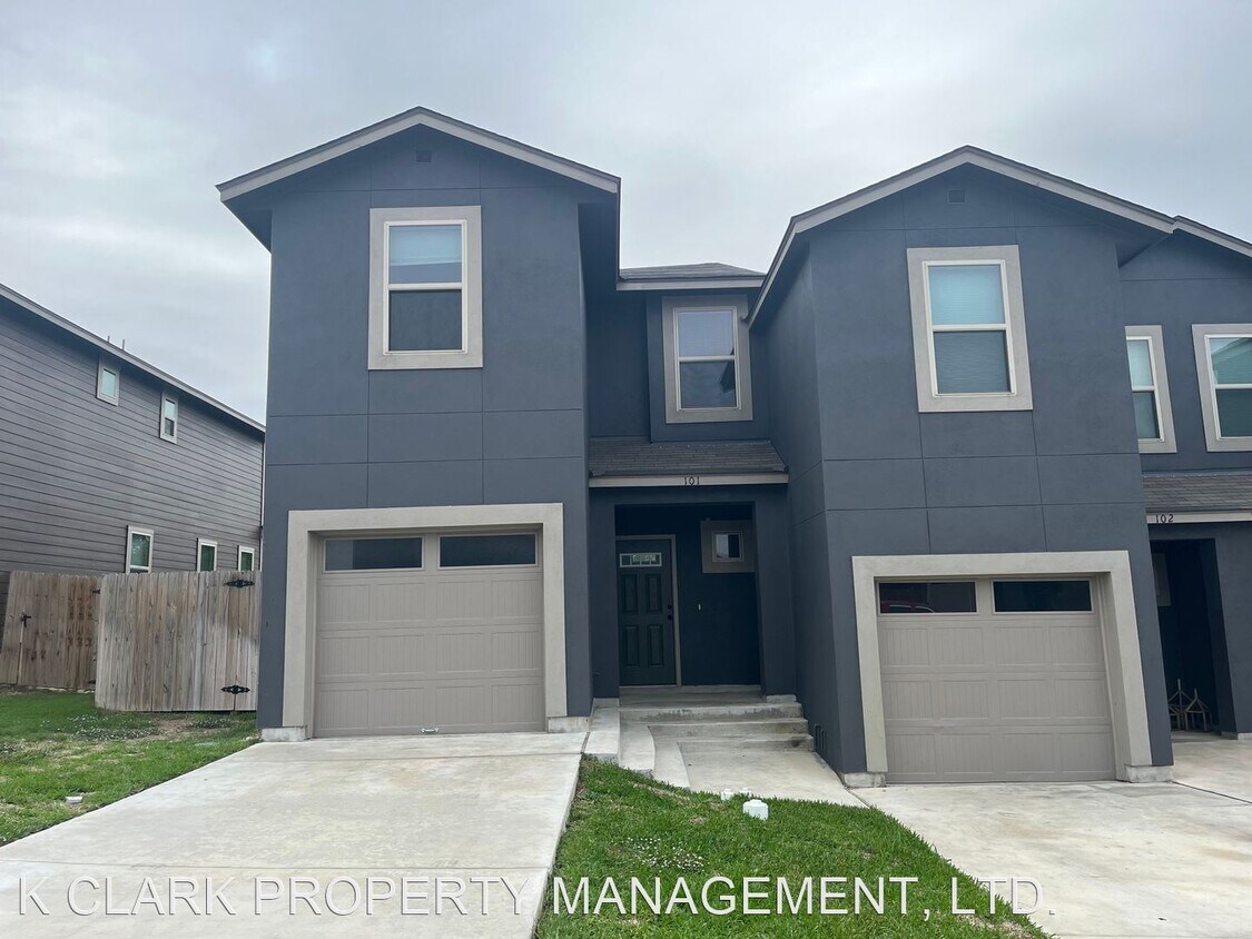 Primary Photo - 3 br, 2.5 bath House - 13907 ANNA'S WAY #101