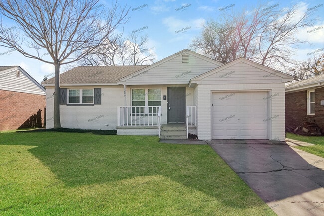 Photo - 3200 NW 66th St House