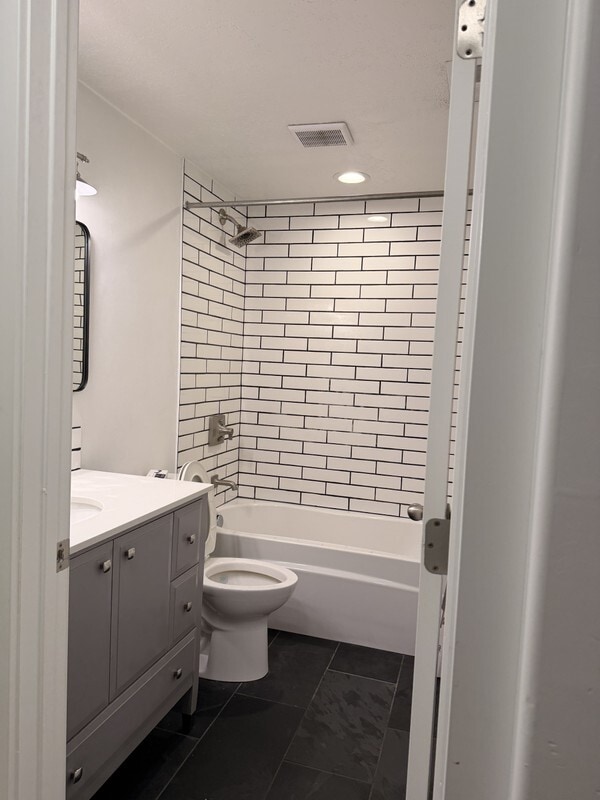 Building Photo - 655 S Sunset Dr