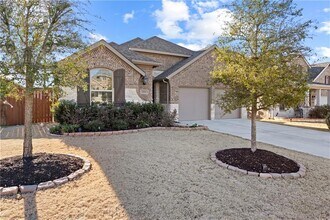 Building Photo - 2921 Diego Dr