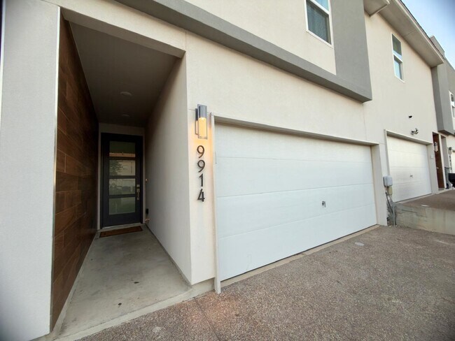 Foto del edificio - 9914 Kaspar Dr