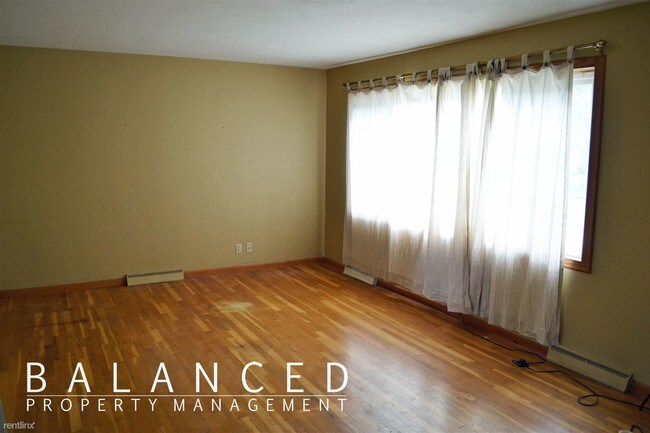 Building Photo - 2 br, 1 bath House - 1543 SW Glendale Dr