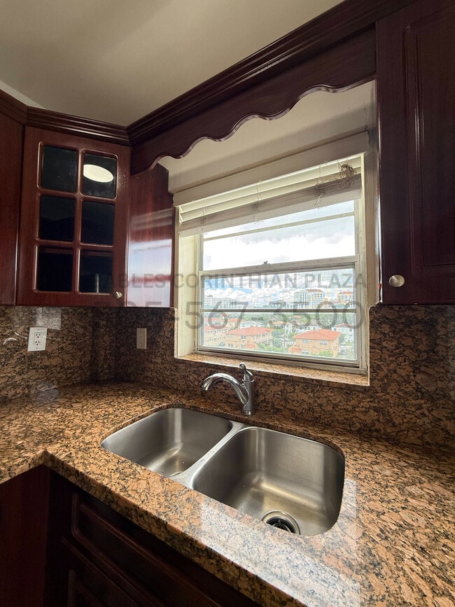 Kitchen - Gables Corinthian Plaza