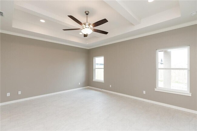 Building Photo - 6842 Bison Dr