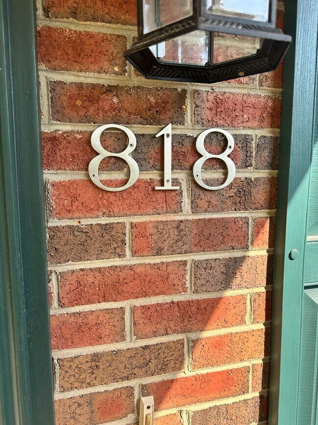 Foto del edificio - 3 Bed - 3Bath with Den