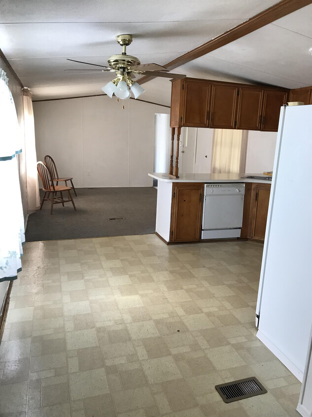 Primary Photo - 2395 E Bear Lake Rd
