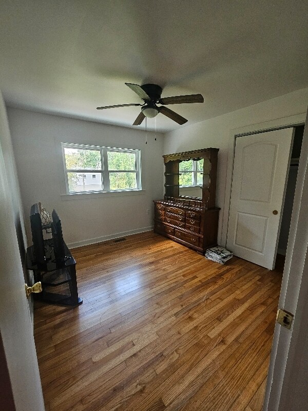 Foto del edificio - 300 N Fairview Ave