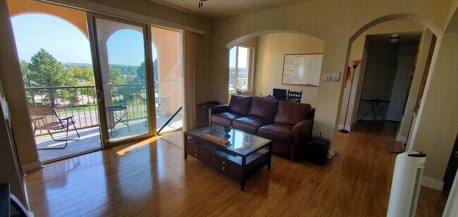 Foto del edificio - 4500 Baseline Rd