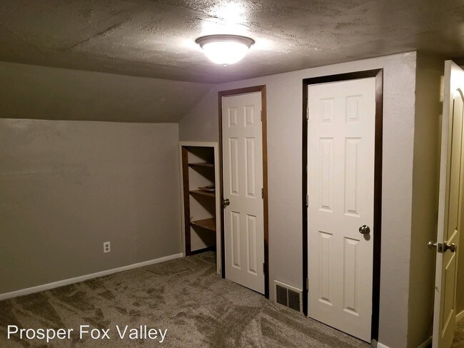 Building Photo - 3 br, 1 bath House - 614 Maple Street