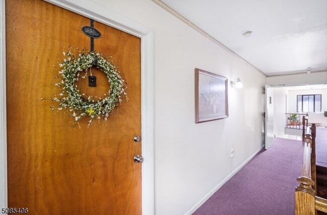 Building Photo - 666 Mill St