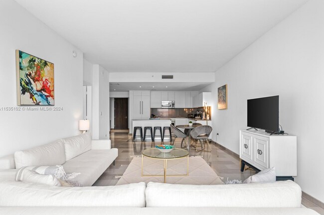 Foto del edificio - 88 SW 7th St
