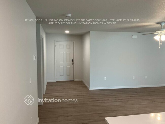 Building Photo - 7 Pineland Ln
