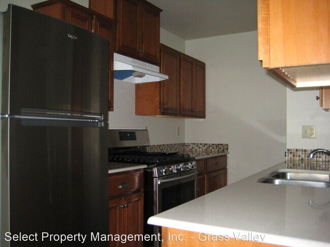 Building Photo - 2 br, 1 bath House - 11561 Garnet Way  # 2
