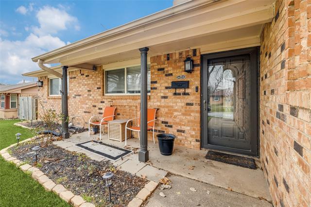 Building Photo - 2936 San Marcos Dr