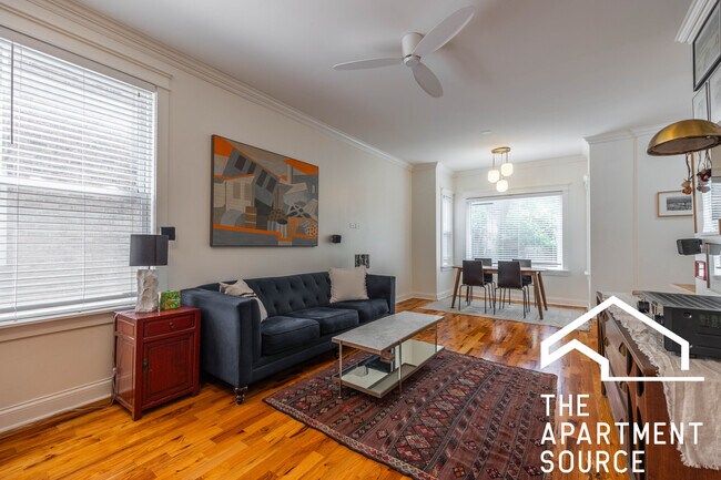 Foto del edificio - 2833 N Spaulding Ave